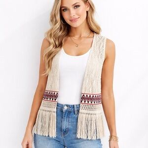 [Buckle] Tan Fringe Vest
